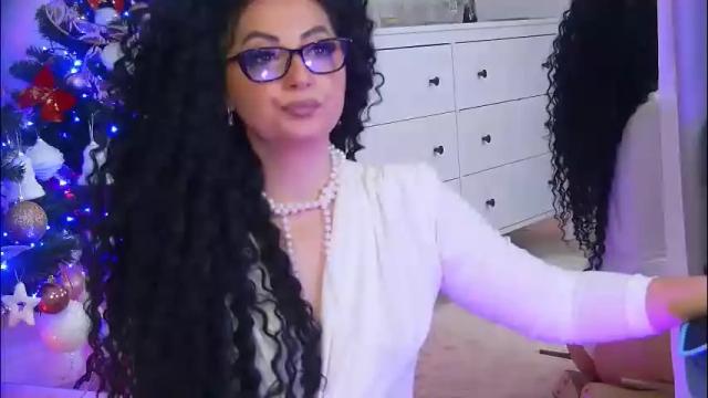 Image 3 of anissia_teaser Stream on Chaturbate on 24 days ago