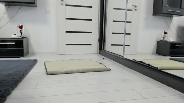 Image 8 of anissya_jay Stream on Chaturbate on 14 months ago