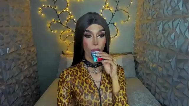Image 4 of anitacruisze Stream on Chaturbate on 1 month ago