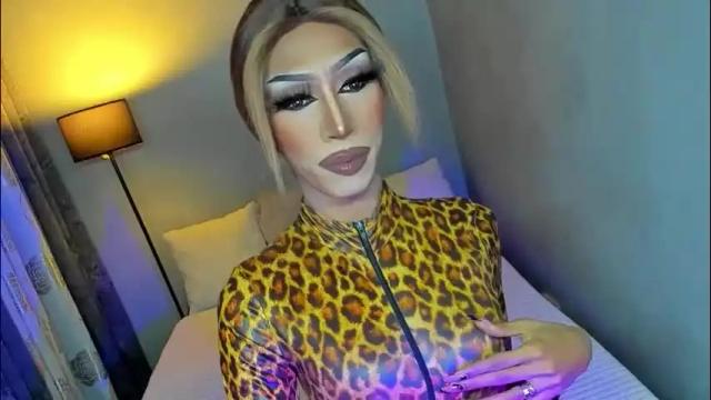 Image 6 of anitacruisze Stream on Chaturbate on 1 month ago