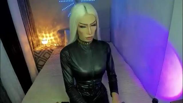 Image 2 of anitacruisze Stream on Chaturbate on 1 month ago