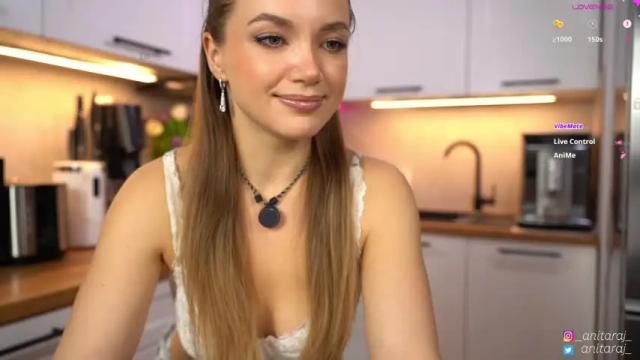 Image 8 of anitaraj_ Stream on Chaturbate on 14 days ago