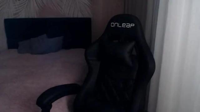 Image 10 of anmary11 Stream on Chaturbate on 26 months ago