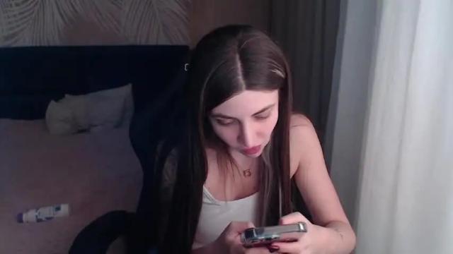 Image 4 of anmary11 Stream on Chaturbate on 24 months ago