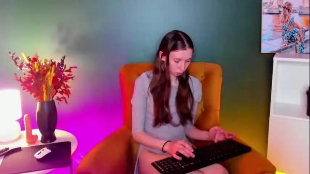 Image 10 of ann_ellis Stream on Chaturbate on 2 months ago