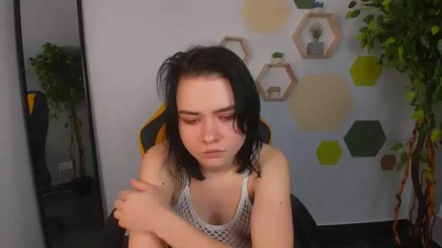 Image 2 of ann_fields Stream on Chaturbate on 15 months ago