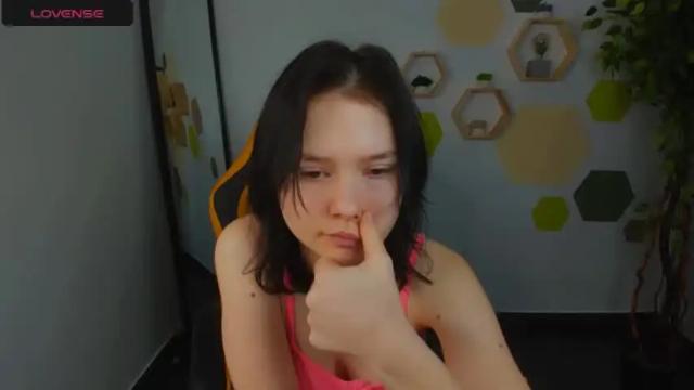 Image 10 of ann_fields Stream on Chaturbate on 15 months ago