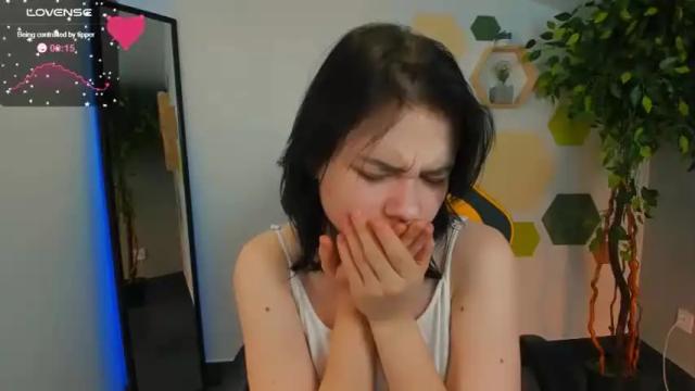 Image 12 of ann_fields Stream on Chaturbate on 15 months ago