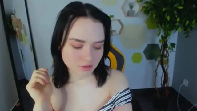 Thumbnail 1, ann_fields's Stream at Chaturbate, 14 months ago