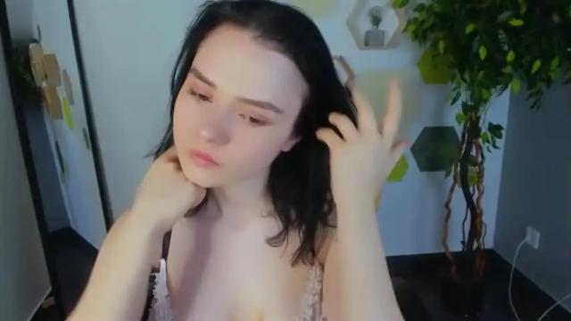 Image 3 of ann_fields Stream on Chaturbate on 14 months ago