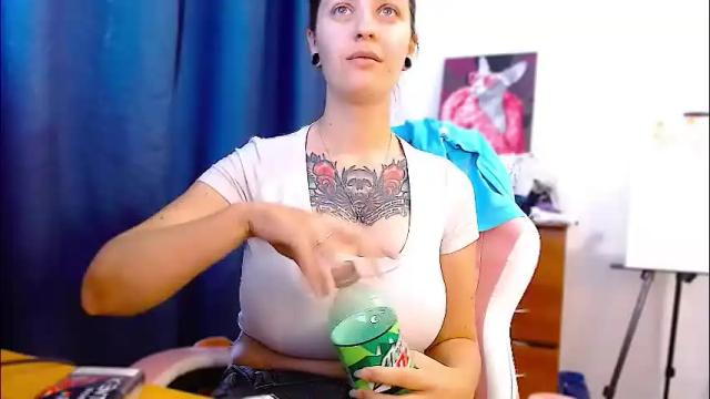 Image 3 of ann_mikele Stream on Chaturbate on 2 months ago