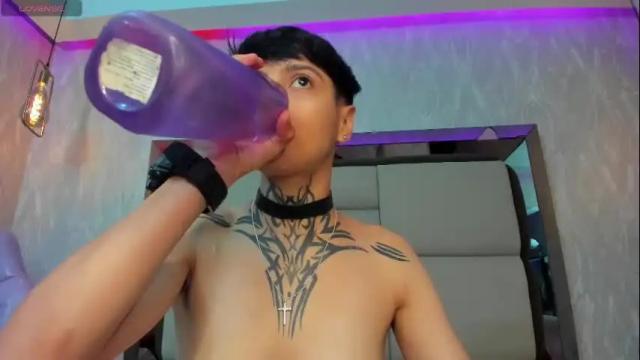 Image 7 of ann_scott_ Stream on Chaturbate on 1 month ago