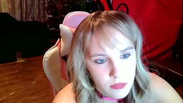 Image 11 of anna_and_connor1 Stream on Chaturbate on 19 months ago