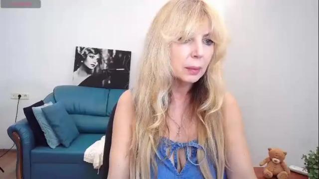 Image 11 of anna_ditrih Stream on Chaturbate on 1 month ago