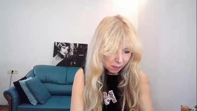 Image 6 of anna_ditrih Stream on Chaturbate on 1 month ago