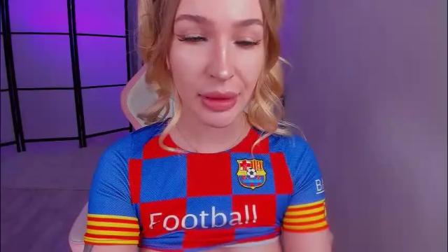 Image 4 of anna_lure Stream on Chaturbate on 14 hours ago