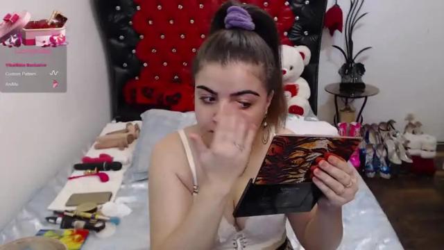 Image 8 of anna_lwice Stream on Chaturbate on 14 months ago