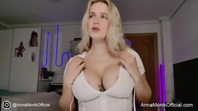 Image 4 of anna_monik Stream on Chaturbate on 22 days ago