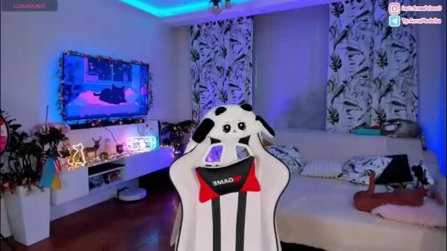 Image 2 of anna_prince Stream on Chaturbate on 1 month ago