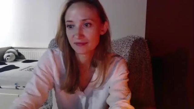 Image 7 of anna_seit Stream on Chaturbate on 17 months ago