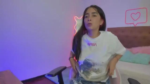 Image 10 of anna_tay Stream on Chaturbate on 17 months ago