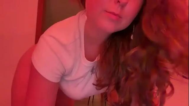 Image 3 of annabelle1614 Stream on Chaturbate on 5 months ago