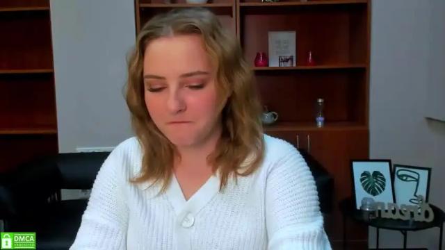Image 3 of annabelle_hottie Stream on Chaturbate on 17 months ago