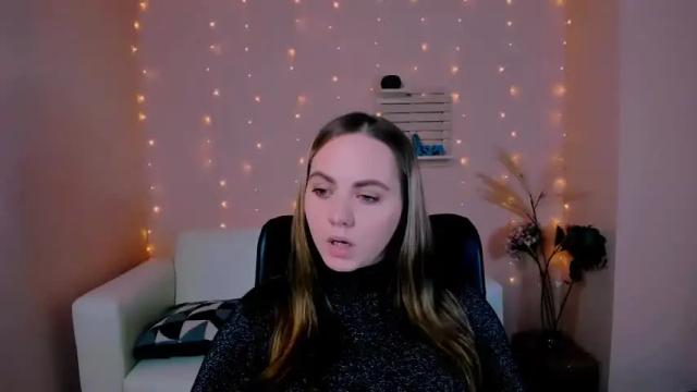 Image 12 of annabelle_hottie Stream on Chaturbate on 16 months ago