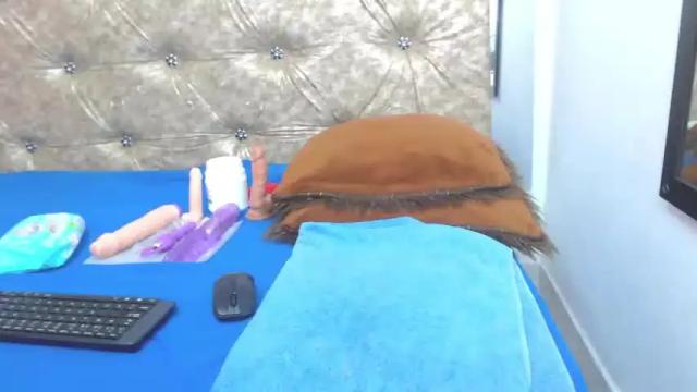 Image 10 of annabelletaylor55 Stream on Chaturbate on 14 months ago