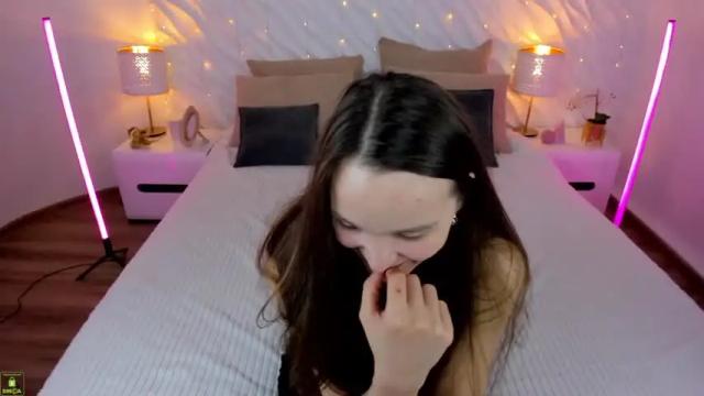 Image 10 of annabellfoxe Stream on Chaturbate on 13 months ago