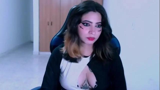 Image 7 of annacrow Stream on Chaturbate on 2 months ago