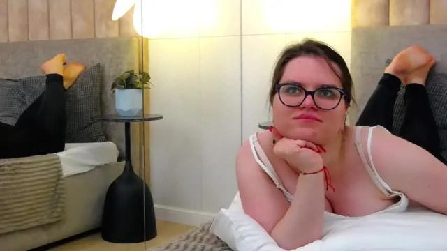 Image 8 of annadesired Stream on Chaturbate on 20 months ago