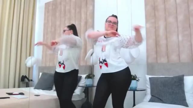 Image 3 of annadesired Stream on Chaturbate on 20 months ago