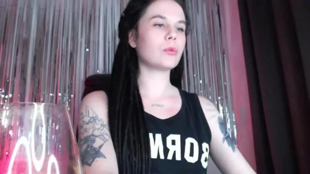 Image 2 of annadomineervi1 Stream on Chaturbate on 16 months ago