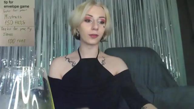 Image 3 of annadomineervi1 Stream on Chaturbate on 16 months ago