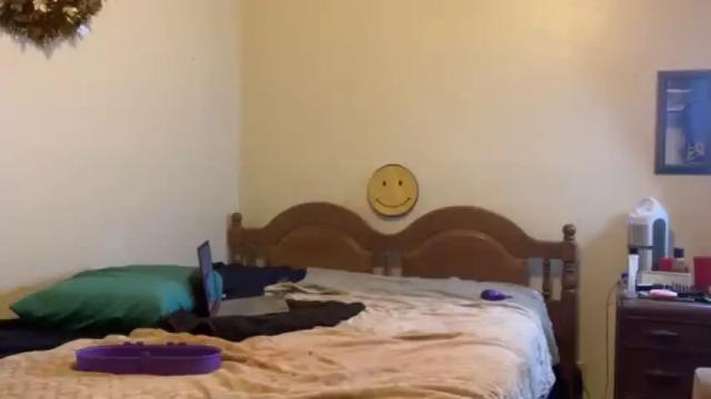 Image 11 of annaleecross Stream on Chaturbate on 14 days ago