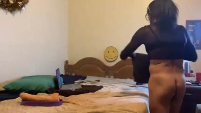 Image 12 of annaleecross Stream on Chaturbate on 14 days ago
