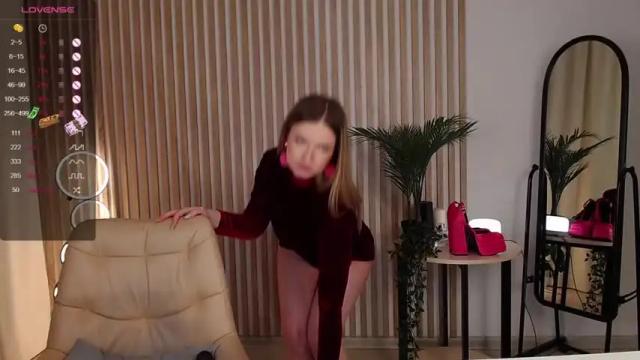 Image 4 of annamei_misa Stream on Chaturbate on 13 months ago