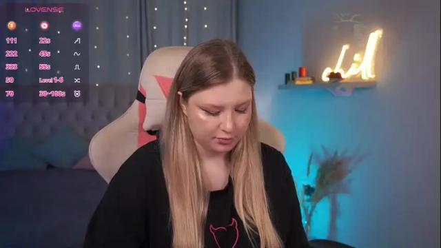 Image 8 of annamei_misa Stream on Chaturbate on 29 days ago