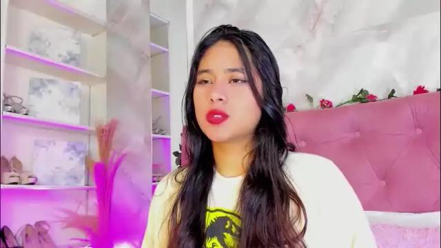 Image 3 of annaqueen_ Stream on Chaturbate on 2 months ago