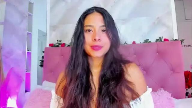 Image 3 of annaqueen_ Stream on Chaturbate on 2 months ago