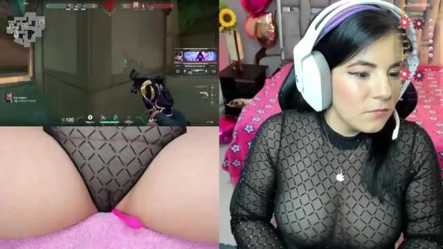 Image 11 of annaroth Stream on Chaturbate on 17 months ago