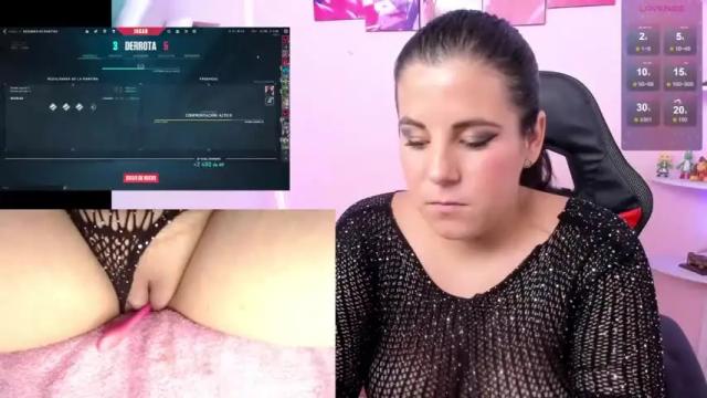 Image 11 of annaroth Stream on Chaturbate on 16 months ago
