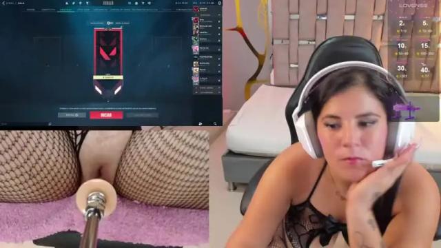 Image 11 of annaroth Stream on Chaturbate on 15 months ago