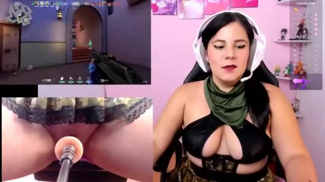 Image 11 of annaroth Stream on Chaturbate on 15 months ago