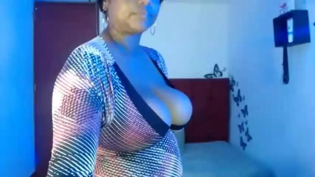 Image 6 of annathompson09 Stream on Chaturbate on 14 months ago