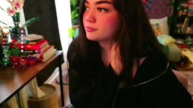 Image 11 of annatigarr Stream on Chaturbate on 13 months ago