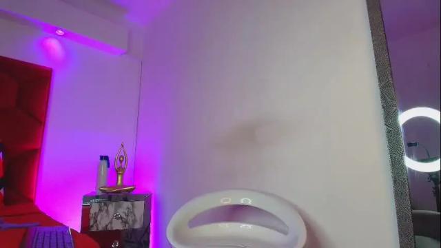 Image 3 of anndrogena_kleii Stream on Chaturbate on 26 days ago
