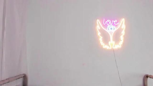 Image 8 of anne_heard Stream on Chaturbate on 19 months ago