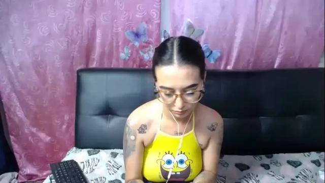Image 11 of anne_jm Stream on Chaturbate on 8 days ago